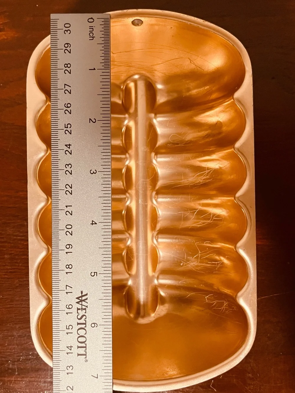 Vintage Aluminum Fluted Jello Mold Loaf Cake Pan Hanging Kitchen Bakeware 7”